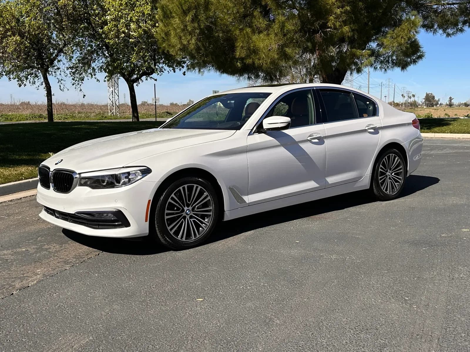 2018-bmw-540i-mq9jqh4w