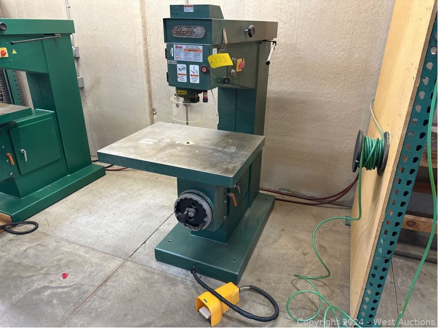 grizzly-industrial-overarm-router-573764