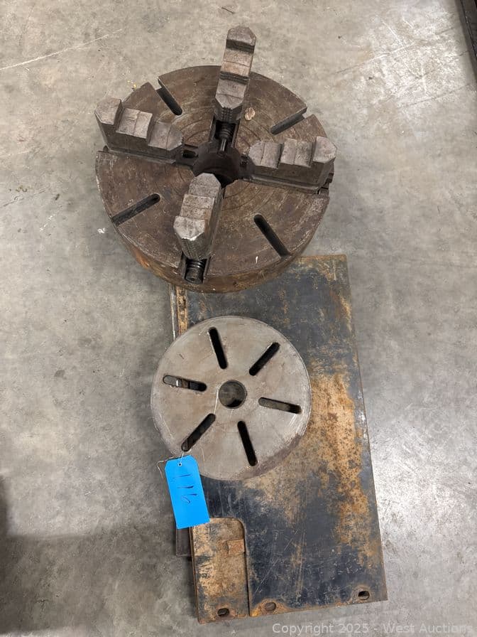 milling-machine-chuck-and-jaws-faceplate-and-assorted-steel-plate-588448