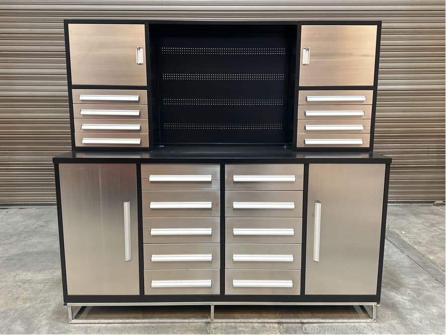 2025-7-39-heavy-duty-work-bench-tool-box-with-18-drawers-and-4-cabinets-unused-592512