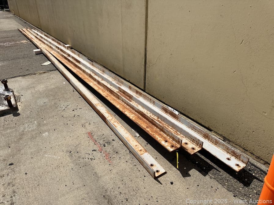 4-pieces-of-31-5-39-angle-iron-593352